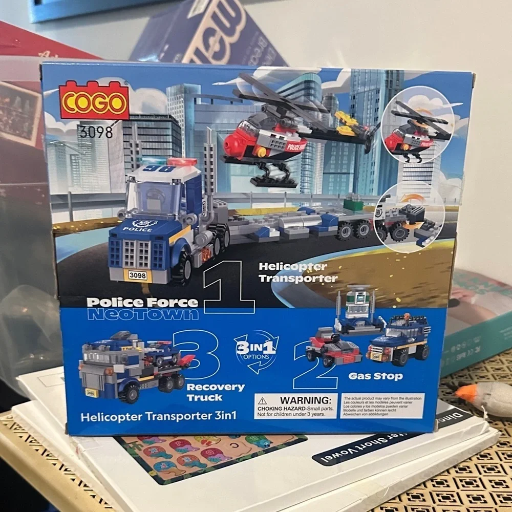 Police Force Neotown Helicopter Transporter 3in1 Set